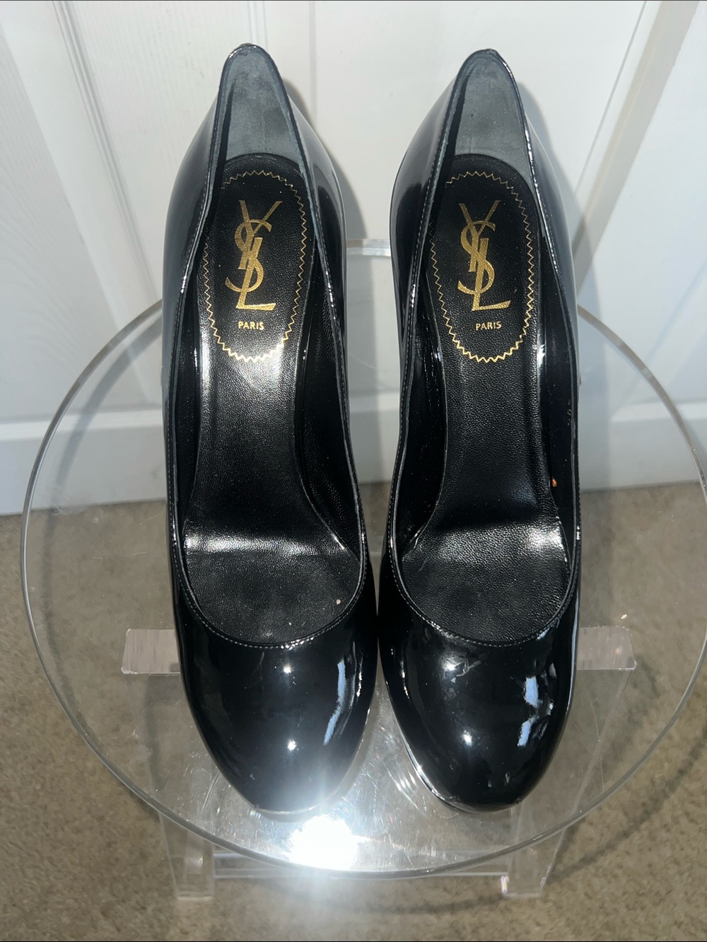 Saint Laurent Black Patent Leather Round-Toe Pumps